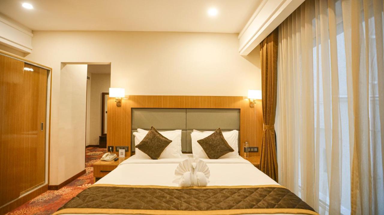 Hotel Leroy Grand - Yeshwanthpur Bangalore Exterior foto